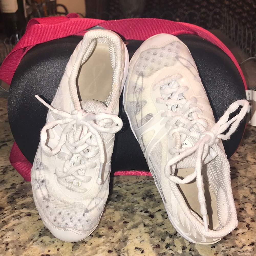 Nfinity Vengeance Cheer Shoes size 4
